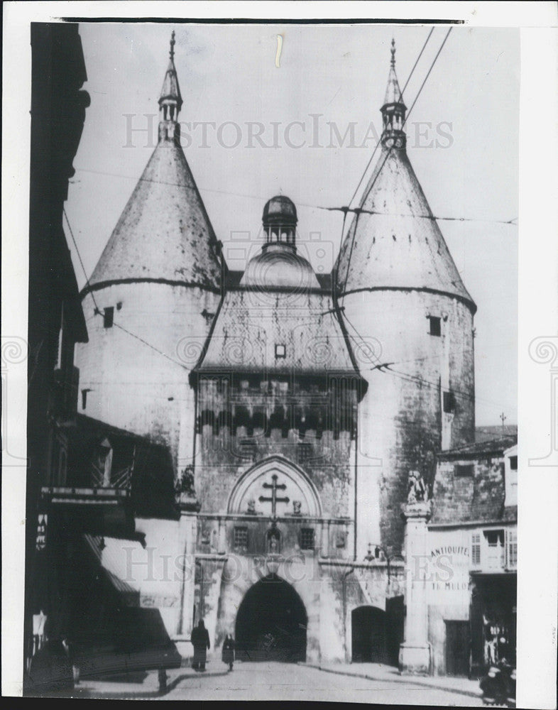 1940 Press Photo Nancy French City Towers Of The Craffe Gate - Historic Images