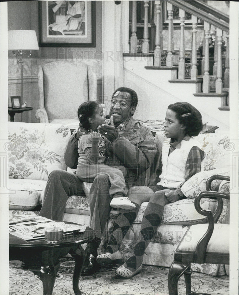 1984 Press Photo Bill Cosby, Keshia Knight Pulliam, Tempestt Bledsoe, Cosby Show - Historic Images