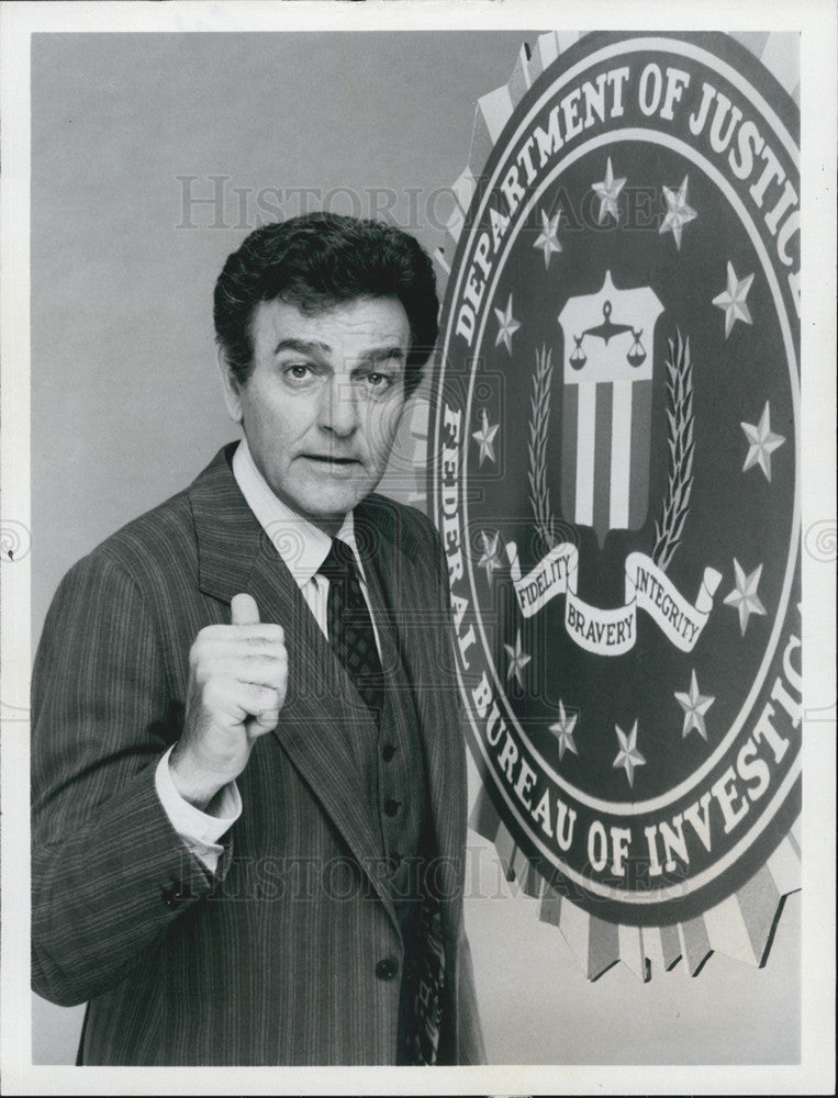 1981 Press Photo  Mike Connors staring in &quot;Today&#39;s FBI&quot; - Historic Images