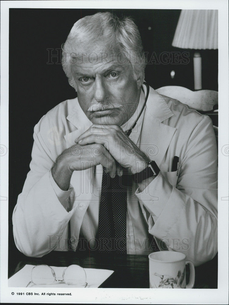1996 Copy 1991 Photo Dick Van Dyke stars in "Diagnosis of Murder" - Historic Images