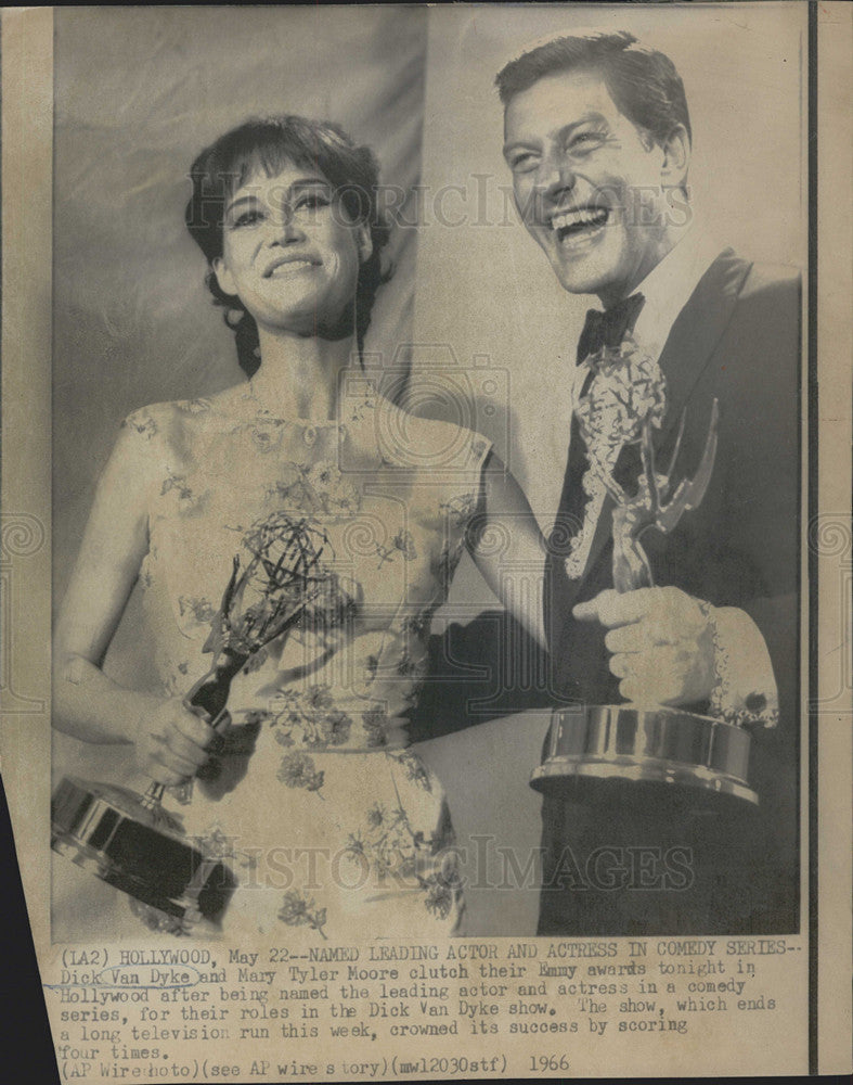 1966 Press Photo Dick Van Dyke and Mary Tyler Moore - Historic Images