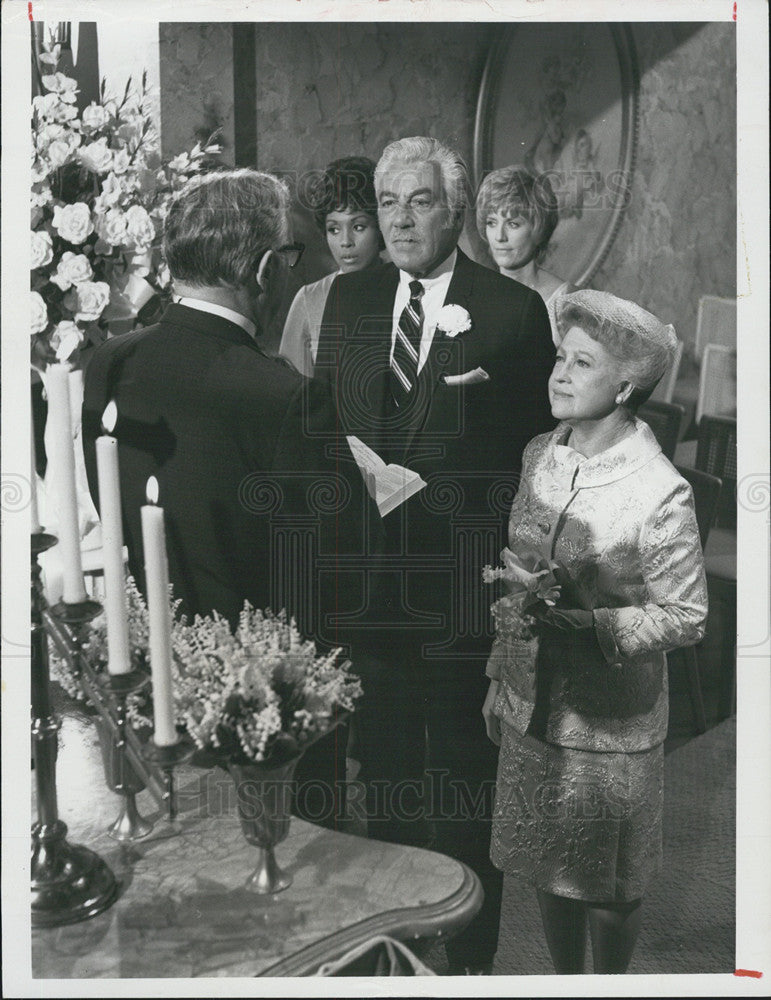 Press Photo Julia Series Cesar Romero Lurene Tuttle Diahann Carroll Betty Beaird - Historic Images