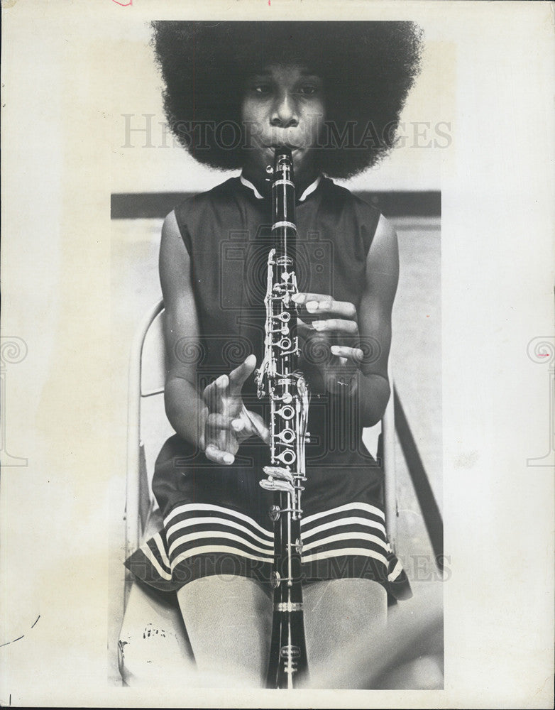 1971 Press Photo Childs Elementary School Student Playing Clarinet - Historic Images