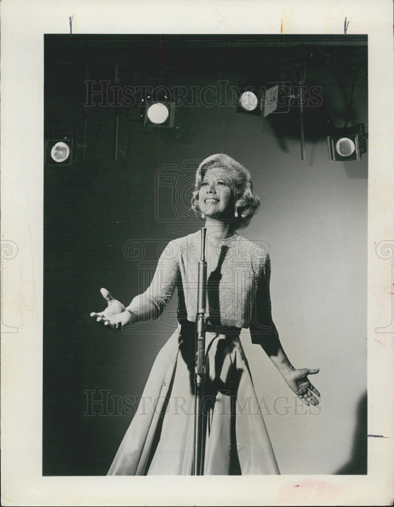 1962 Press Photo Singer/Actress Dinah Shore - Historic Images