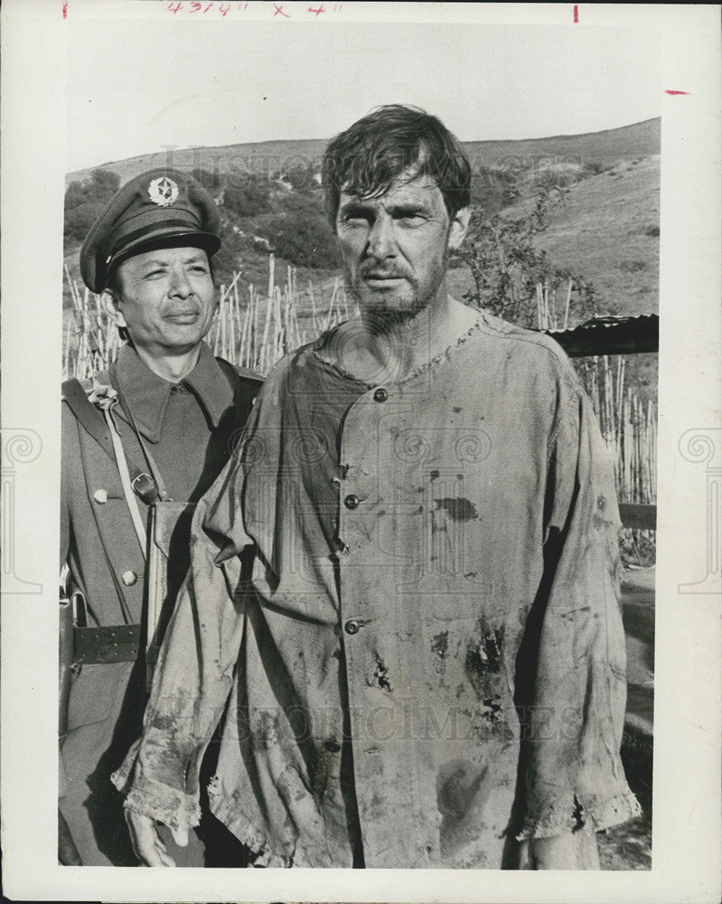 1971 Press Photo Dennis Weaver in The Forgotten Man - Historic Images