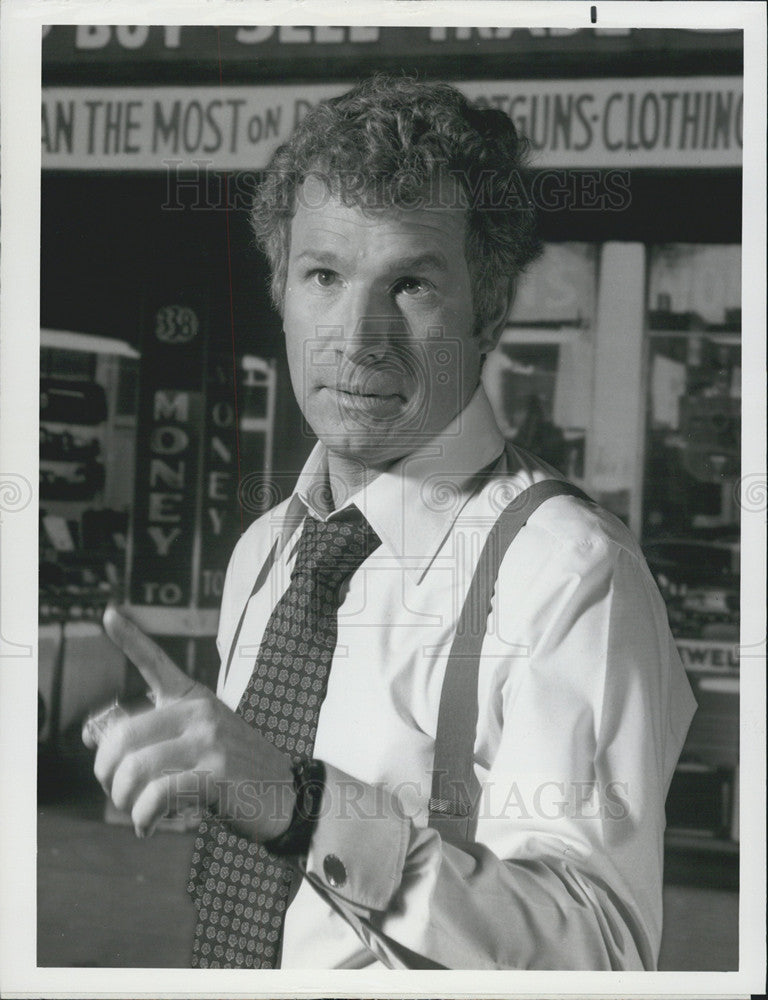 1976 Press Photo Wayne Rogers in City Of Angels - Historic Images