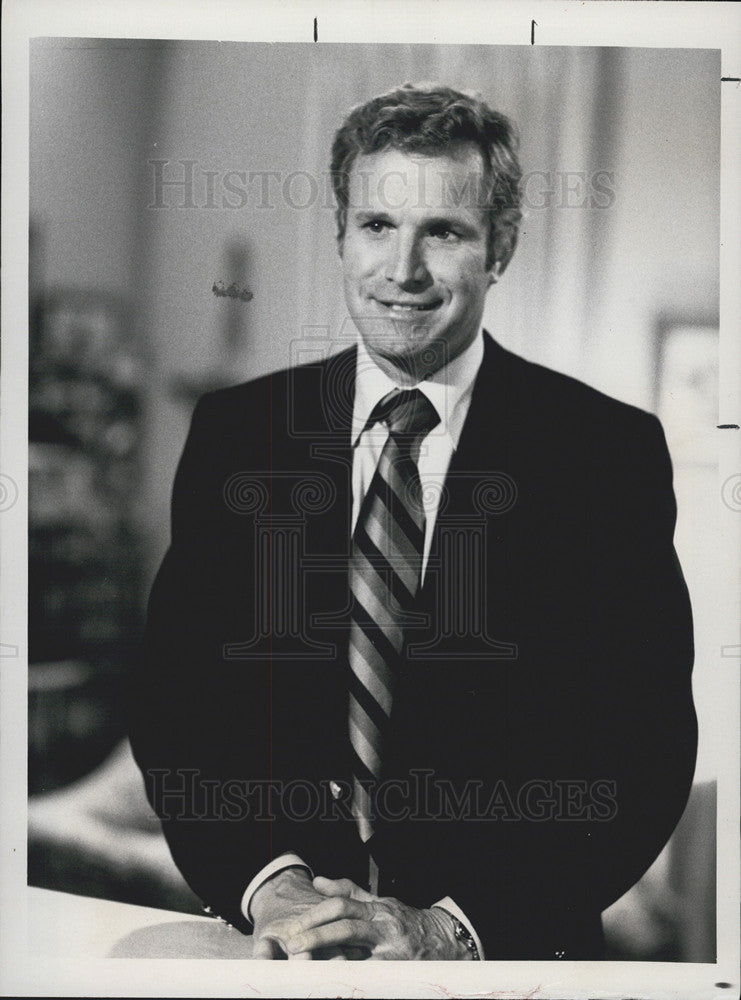 1979 Press Photo Wayne Rogers in House Calls - Historic Images