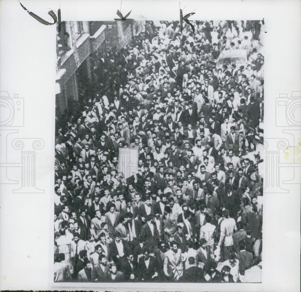 1960 Press Photo Student From Istanbul Univ March Downtown Against Regime - Historic Images