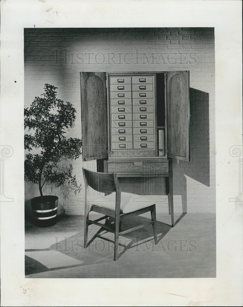 1961 Press Photo Home furnishings for organization - Historic Images