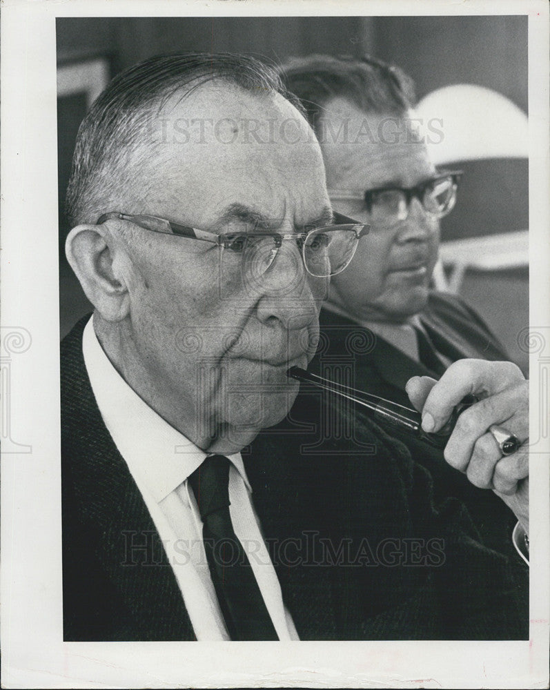 1966 Press Photo Walter E. Black & Sonny Jim Walters At Little League Meeting - Historic Images