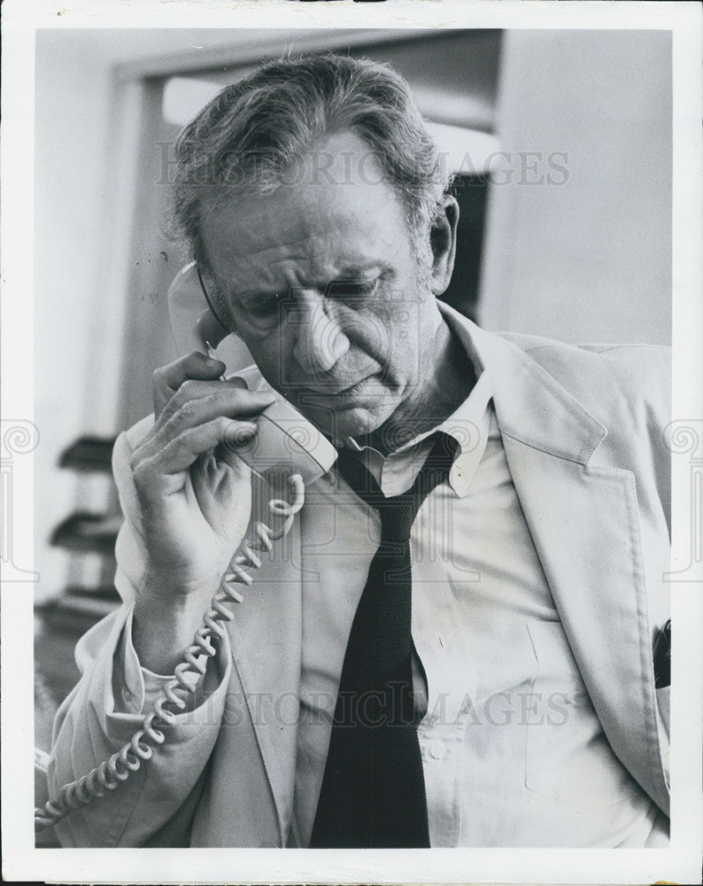 Press Photo Jack Albertson Stars In &quot;Clear And Present Danger&quot; - Historic Images