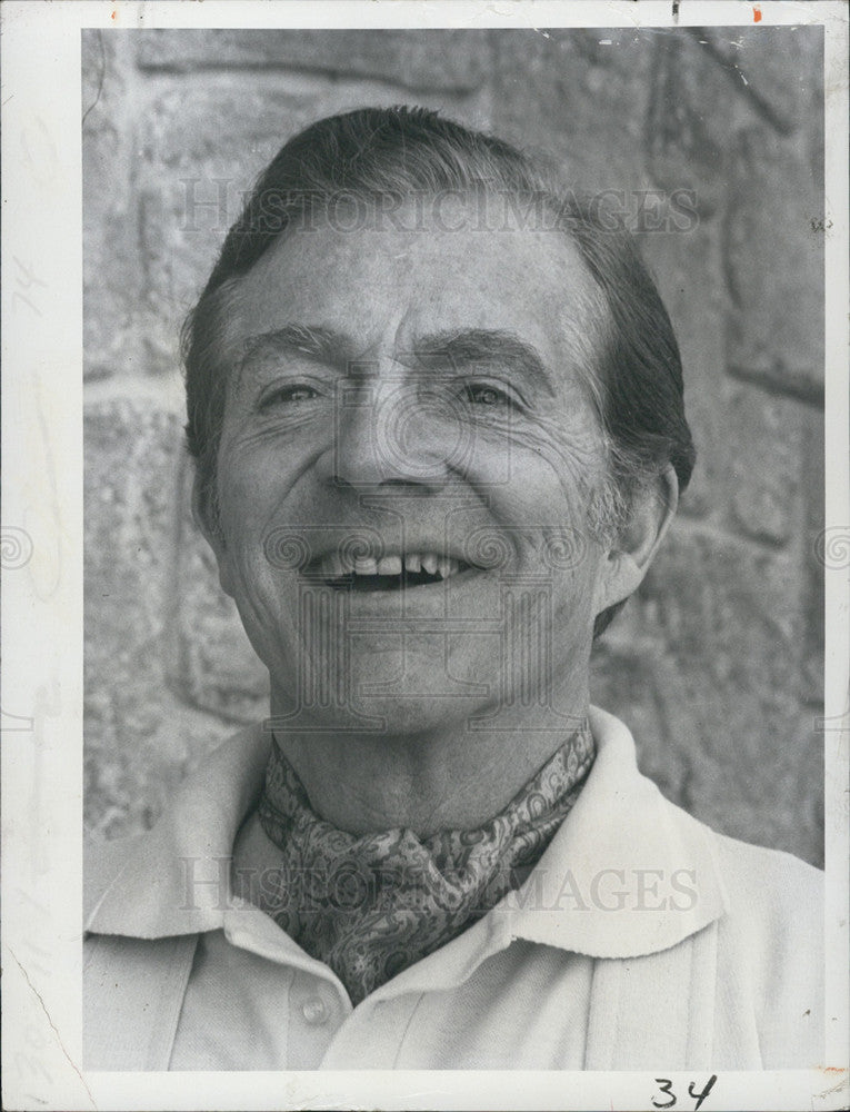 1974 Press Photo Best In Friends Play Actor Dana Andrews Closeup Portrait - Historic Images