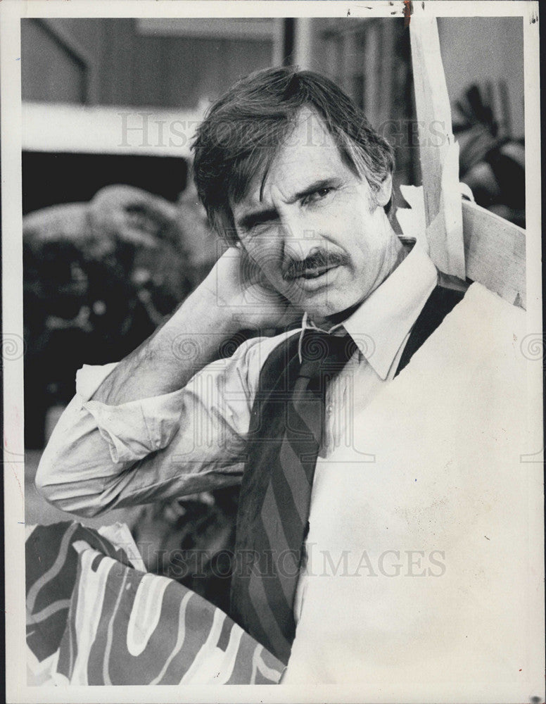 1980 Press Photo Dennis Weaver in &quot;The Islander&quot; - Historic Images