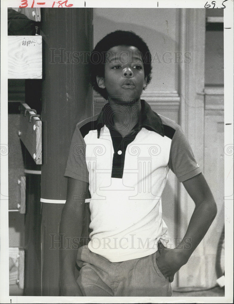 1978 Press Photo Diff&#39;rent Strokes Series Actor Todd Bridges Scene - Historic Images