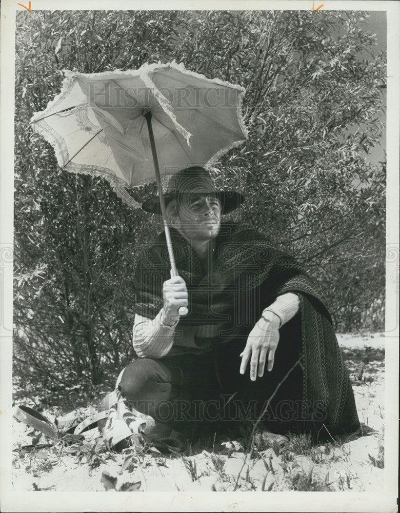 Press Photo Actor Tony Anthony Scene Holding Umbrella - Historic Images