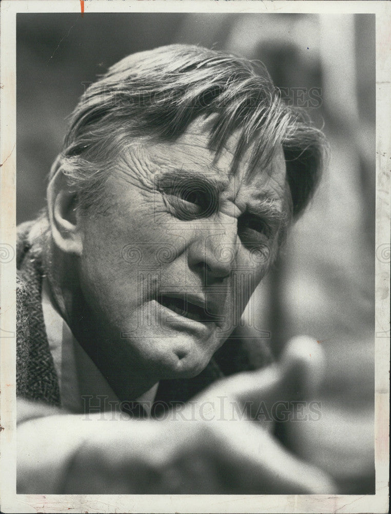 1974 Press Photo Mousey Film Actor Kirk Douglas Angry Speech Scene Closeup - Historic Images