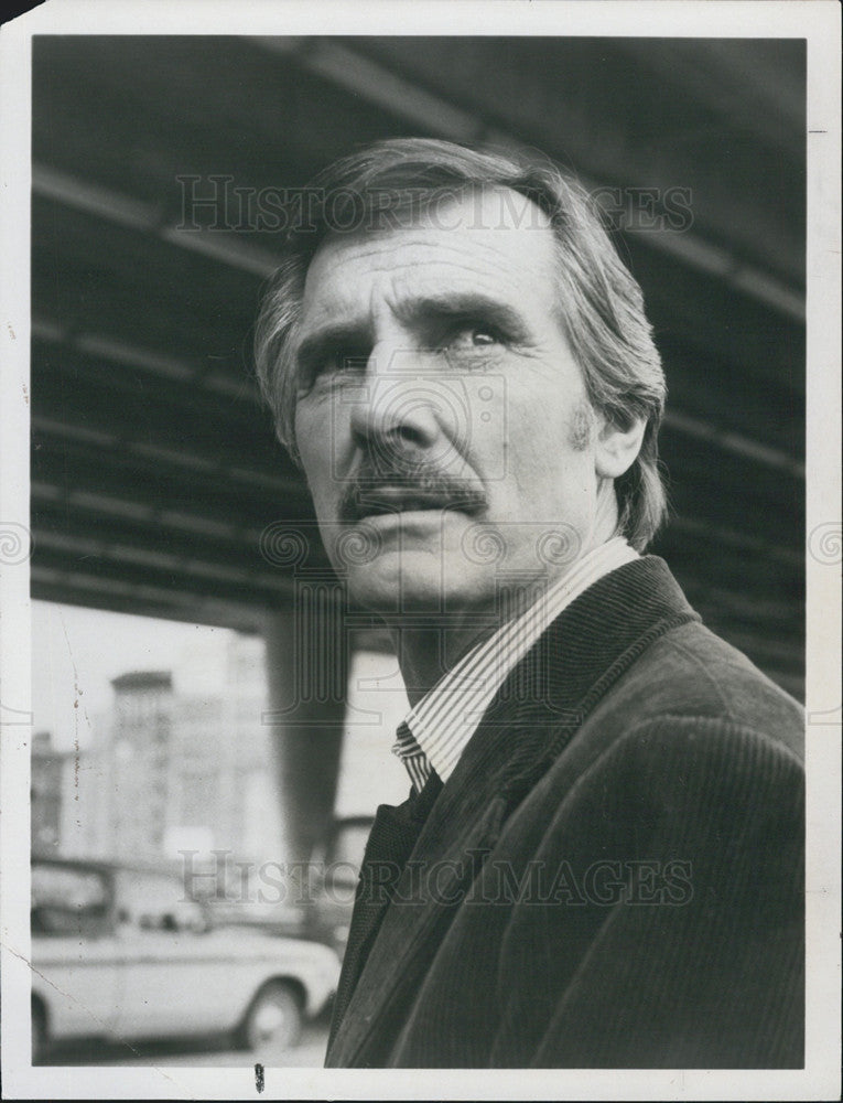 1979 Press Photo Stone Series Actor Dennis Weaver Deep Sleeper Episode - Historic Images