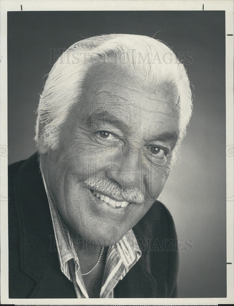 1985 Press Photo Falcon Crest Series Actor Cesar Romero Character Portrait - Historic Images