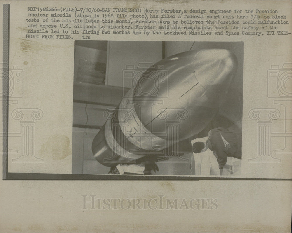 1968 Press Photo Herry Forster Designs Poseidon Nuclear Missile - Historic Images