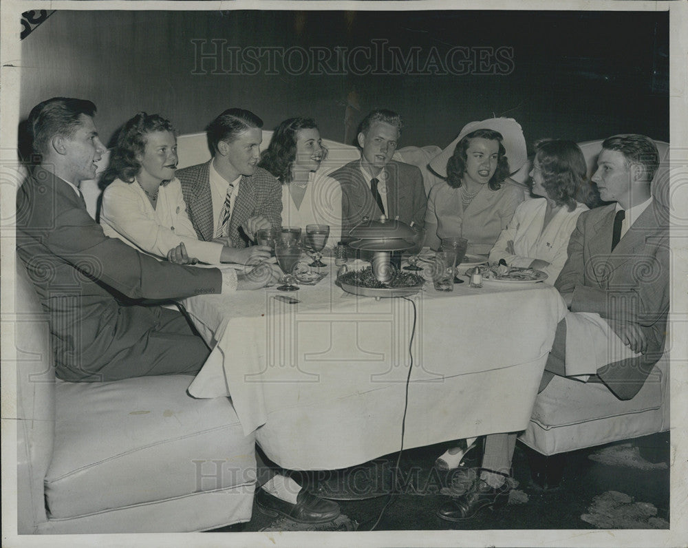 1947 Press Photo Chicago Daily News Keen Teens/George Gallagher/William Oates - Historic Images