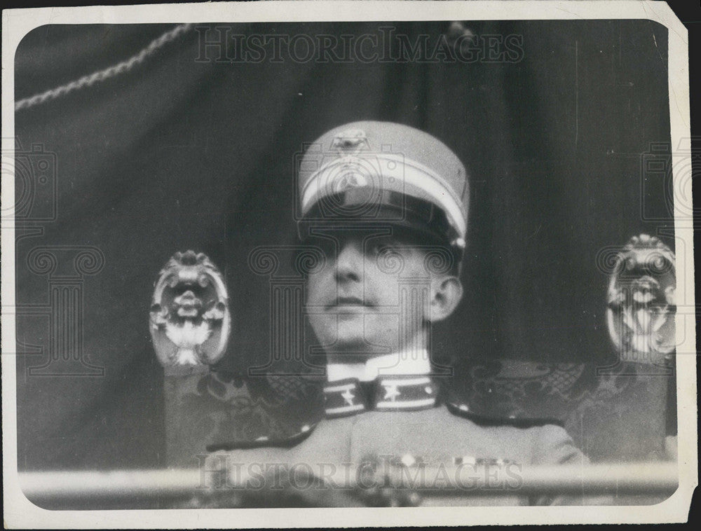 1927 Press Photo Prince Humbert Of Italy, Heir To Crown, Watches Old War Boats - Historic Images