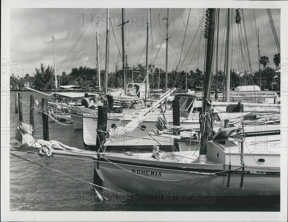 Press Photo Boats docked at Sarasota City Pier - Historic Images