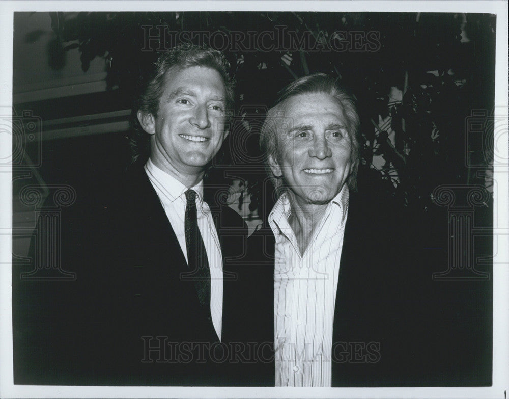 1988 Press Photo Kirk and Peter Douglas - Historic Images