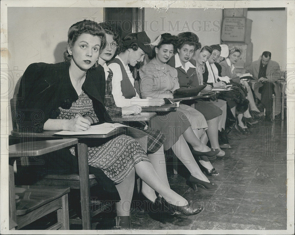 1943 Press Photo Women Marine recruits - Historic Images