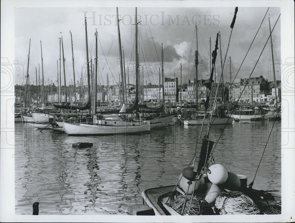 Press Photo Docks in Cherbourg, France - Historic Images