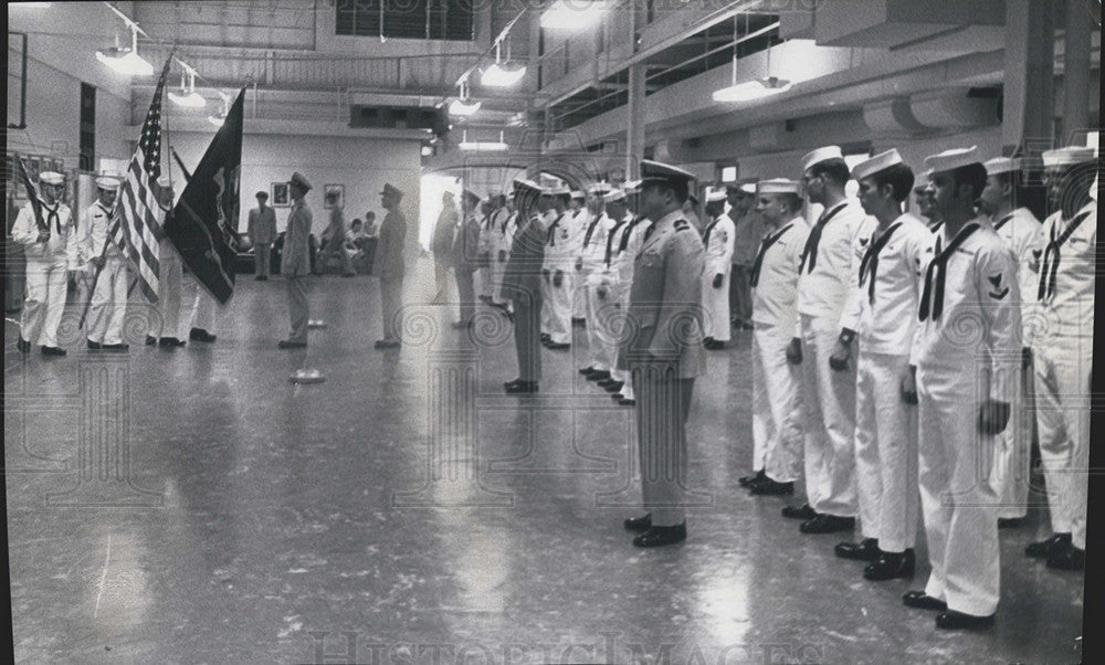 1969 Press Photo Naval Reserve Fleet Division prepare for Operation Landlord - Historic Images