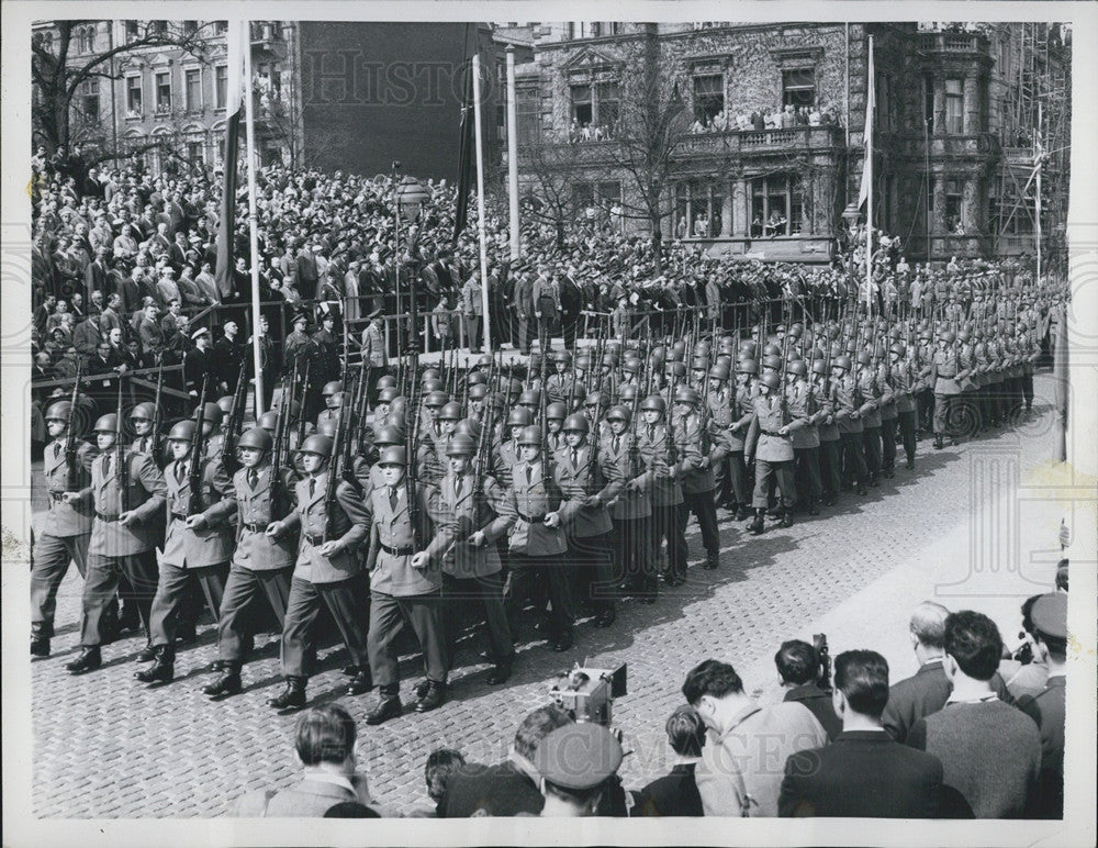 1959 Press Photo West German Soldiers Marching Nine Nato Pact Nations Parade - Historic Images