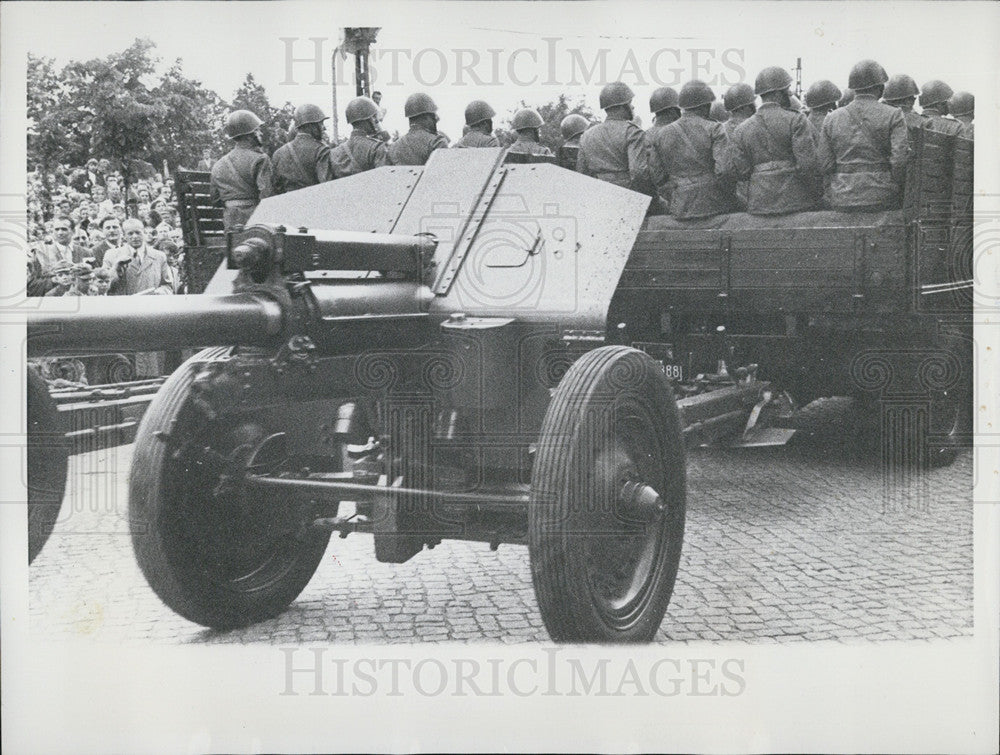 1957 Press Photo Poland Military Parade Troop Carrier Communism 13th Anniversary - Historic Images