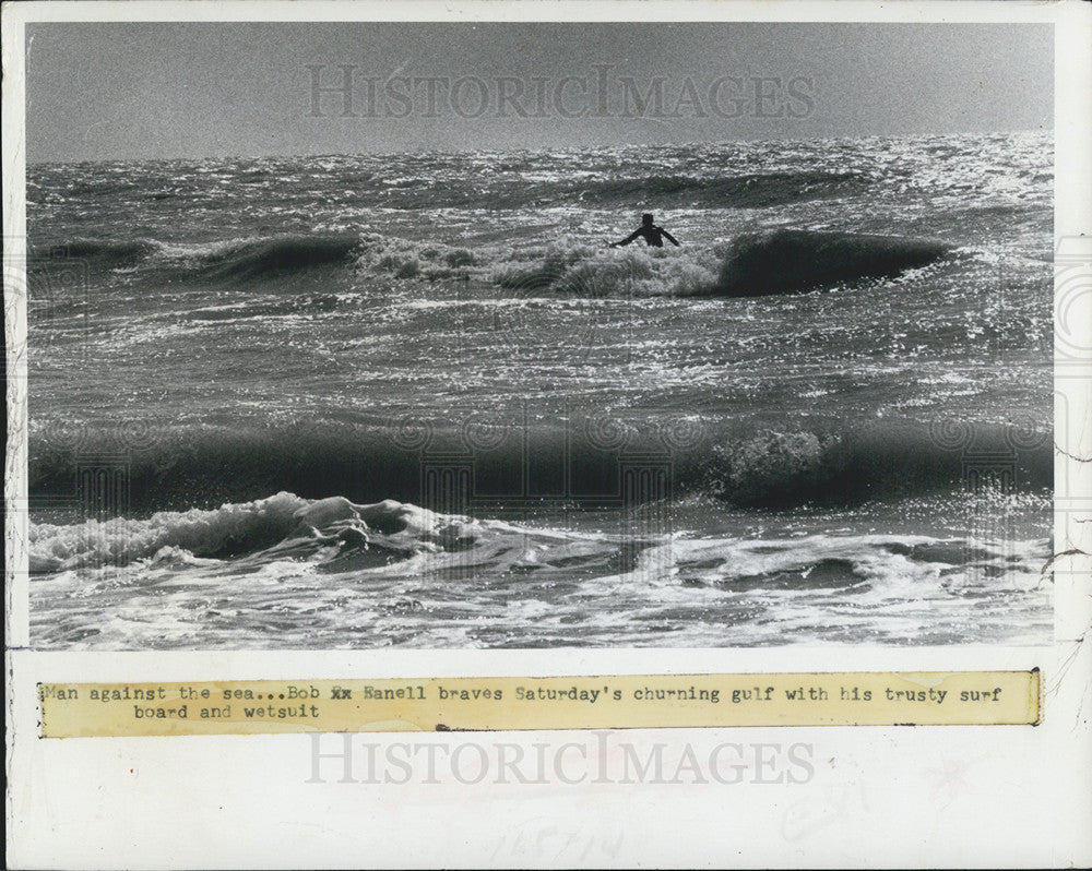 1973 Press Photo Surfing the Gulf off St. Petersburg, Florida - Historic Images