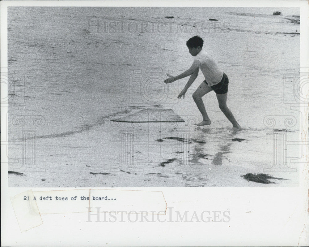 1973 Press Photo Savanna Georgia Mark Mutlich plywood surfboard - Historic Images