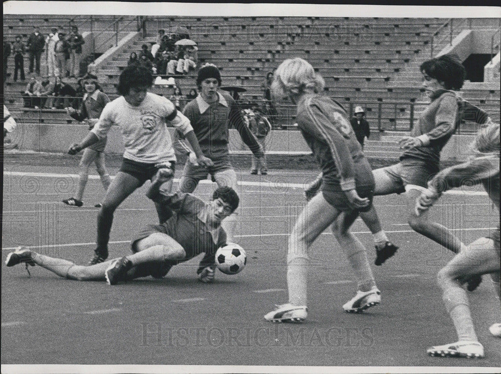 1974 Press Photo of Public League Soccer Championship Game. - Historic Images