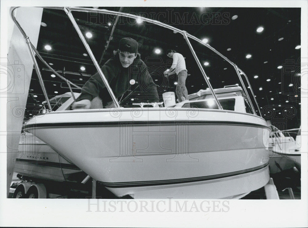 Press Photo Jerry Martin, Randy Swartz of Harbor Master Detailers - Historic Images