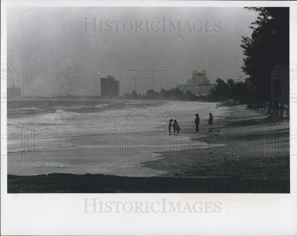 1978 Press Photo Storms Cause Flooding and High Winds - Historic Images