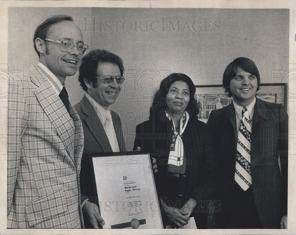 1976 Press Photo Phil O&#39;Connor/Richard Balough/Betty  Washington-IRS Award-Daily - Historic Images