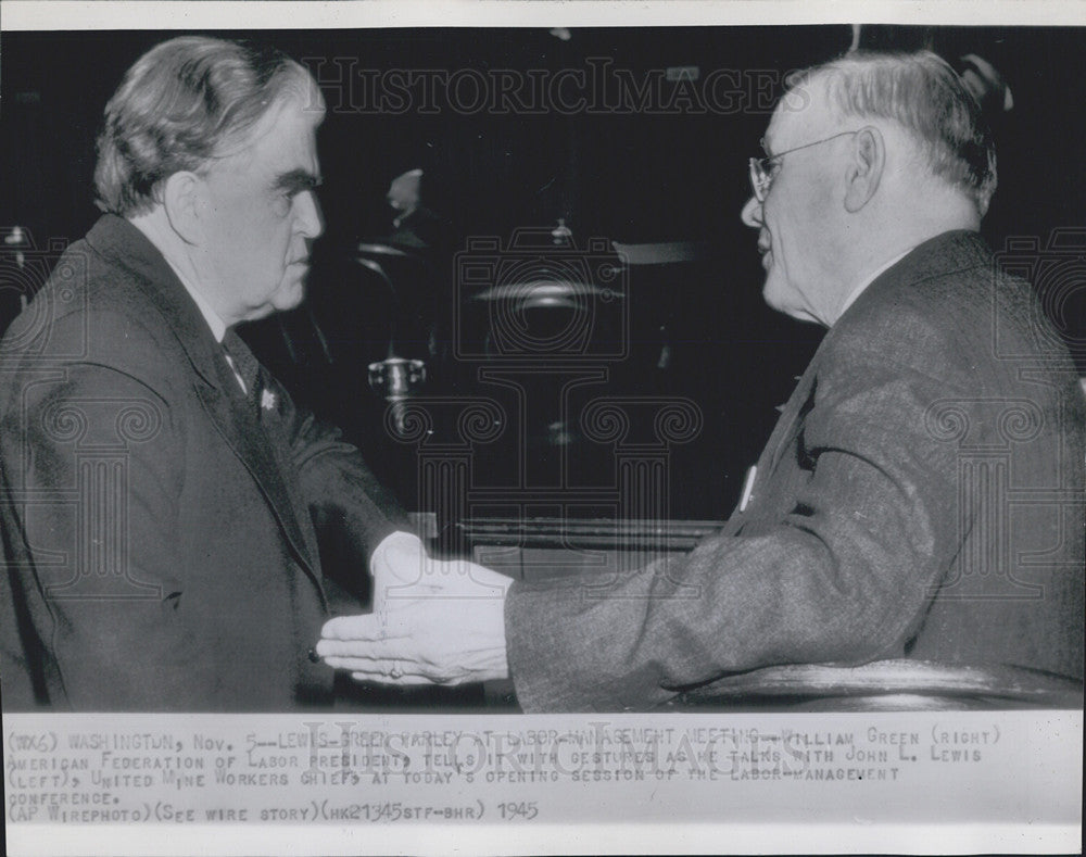 1945 Press Photo United Mine Workers chiefs have meeting - Historic Images