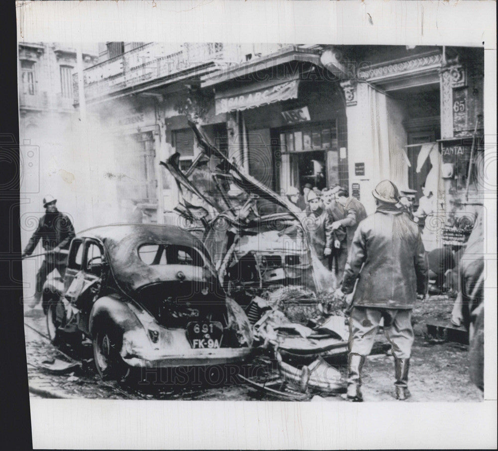 1959 Press Photo Bomb Explodes At Rue Michelet Main Street Of Algiers Algeria - Historic Images