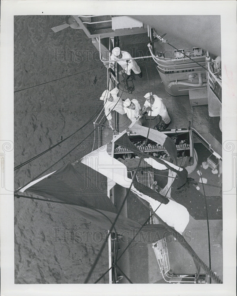 1961 Press Photo Signal Flag Drill aboard the USS Greenwood - Historic Images