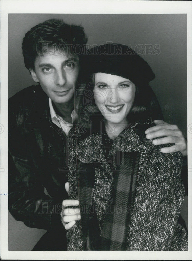 1985 Press Photo Barry Manilow &amp; Annette O&#39;Toole in &quot;Copacabana&quot; - Historic Images