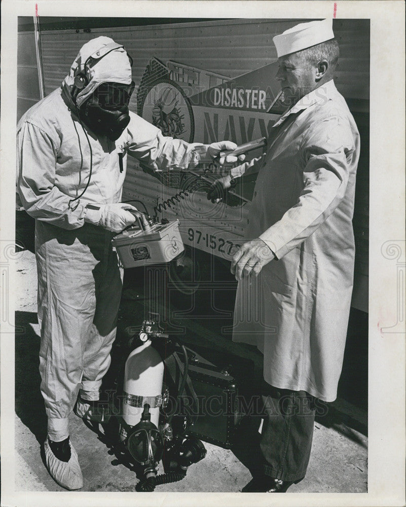 1964 Press Photo H A Lewis Construction Builder Chief St Petersburg Fire Dept - Historic Images