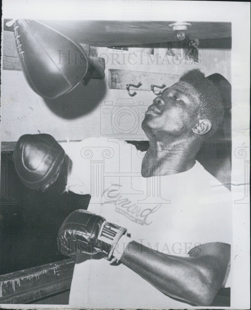 1963 Press Photo Emile Griffith ,boxer in traing - Historic Images