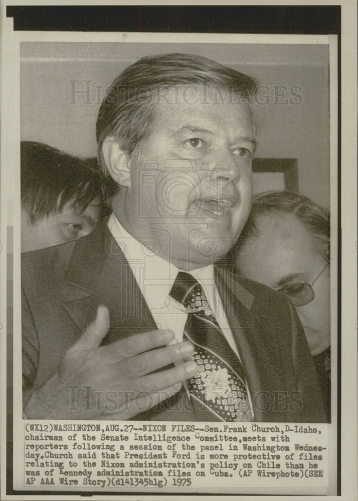 1975 Press Photo Frank Church/Democrat Idaho/US Senate Intelligence Committee - Historic Images