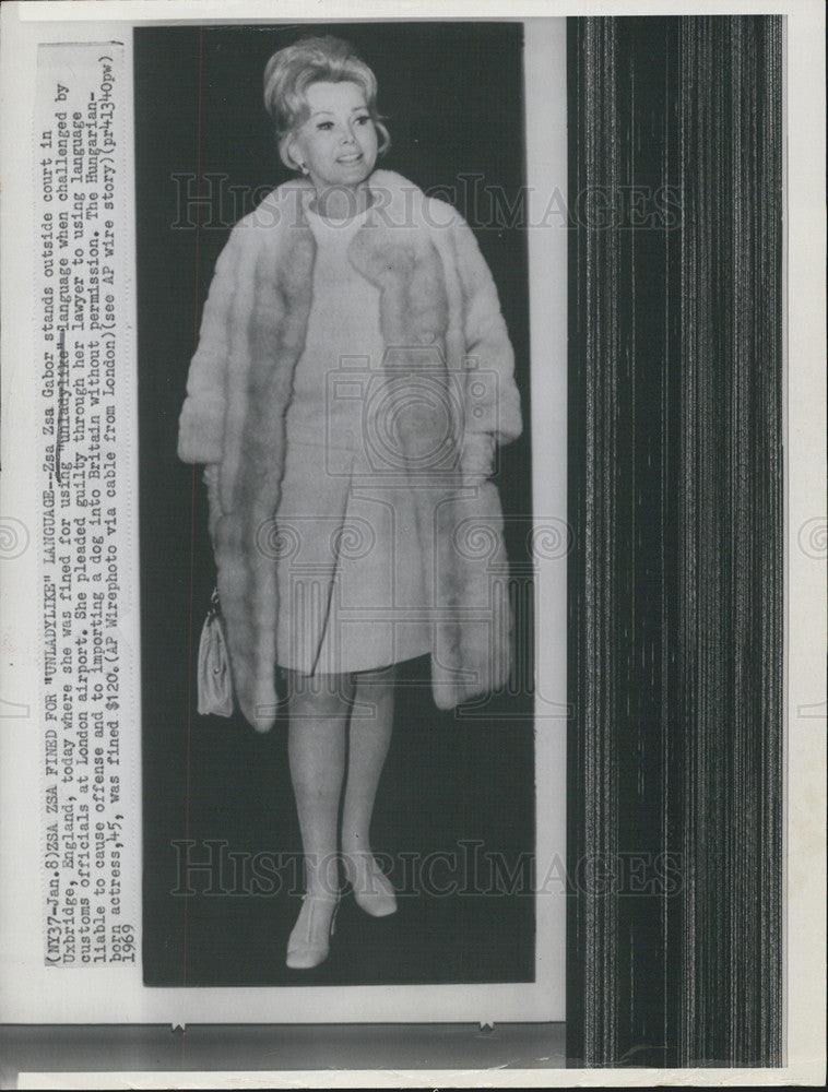 1969 Press Photo Zsa Zsa Gabor fined in England for cursing - Historic Images