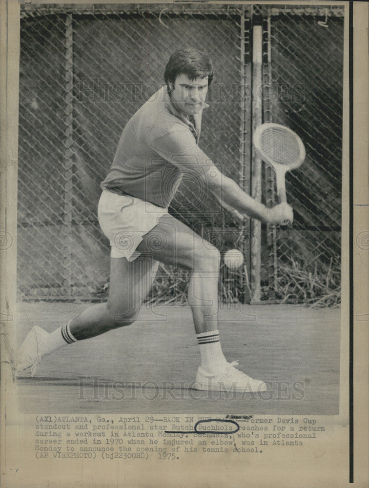 1975 Press Photo Tennis Star Butch Buccholz - Historic Images