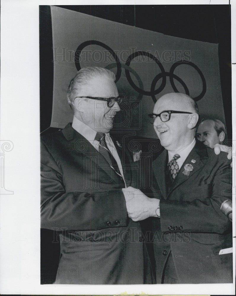 1970 Press Photo Jean Drapeau And Bill Nichols-Their Cities Chosen For Olympics - Historic Images