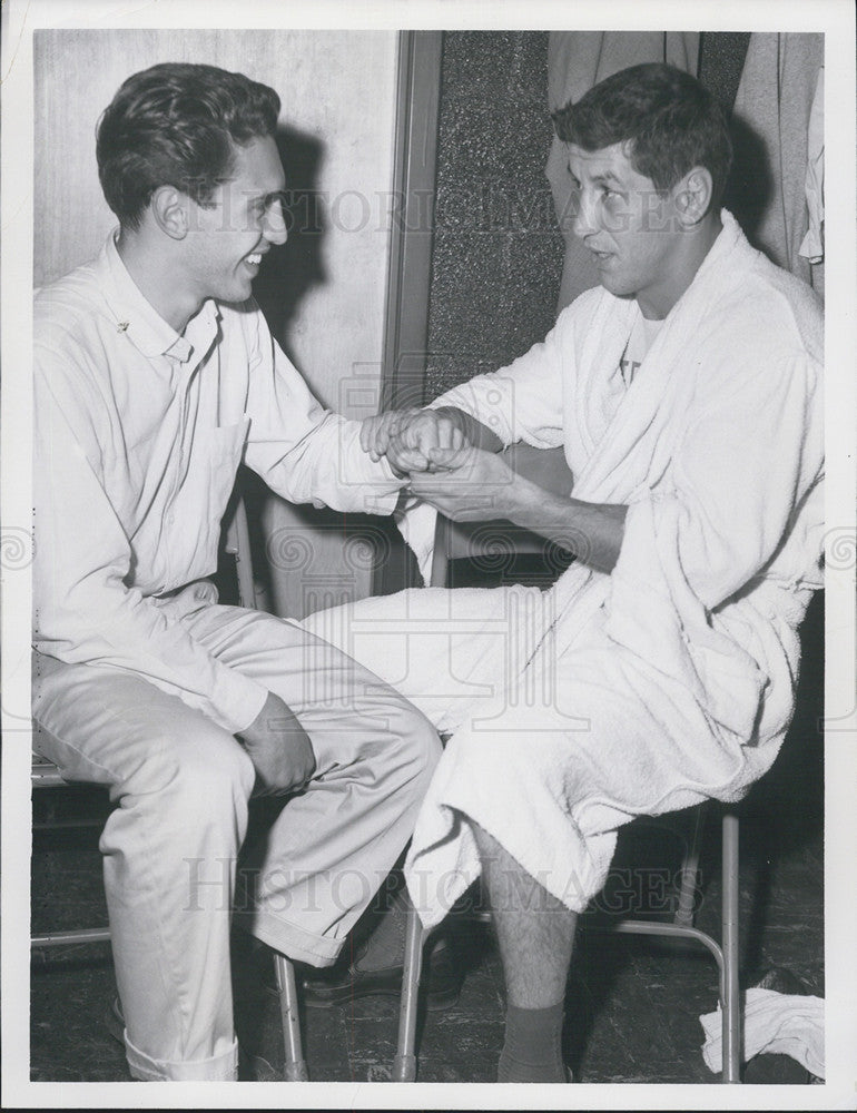 1957 Press Photo Bob Ponzio and Joe Giardello - Historic Images