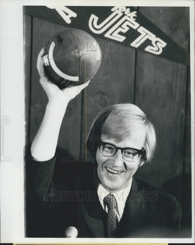 1976 Press Photo New York Jets Coach Lou Holtz - Historic Images